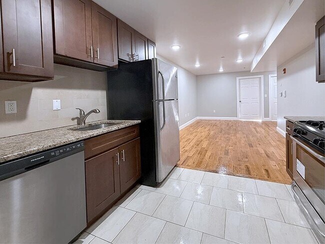 Foto del edificio - 381 Communipaw Ave