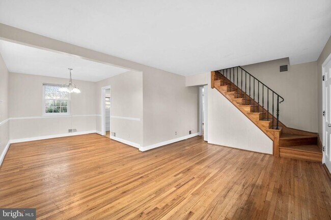 Building Photo - 10610 Ordway Dr