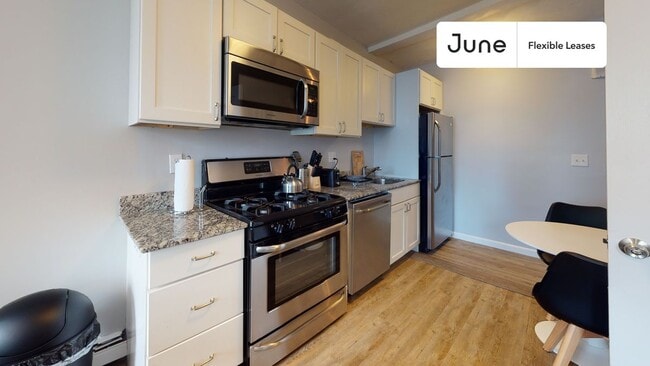 Building Photo - 36 N Bennet St