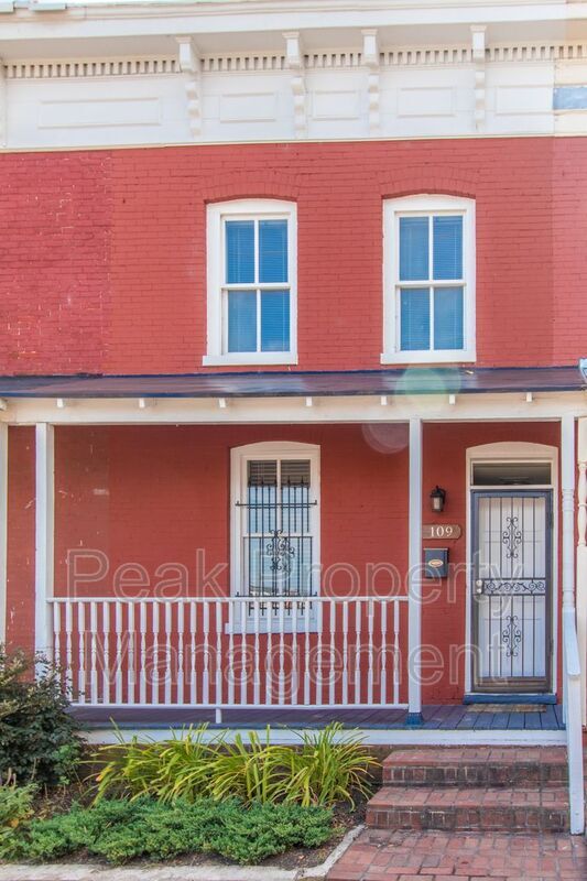 Building Photo - 109 Pulliam St