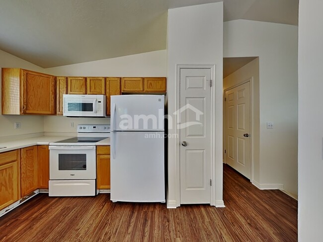 Building Photo - 2136 S Fremont Crest Ave W