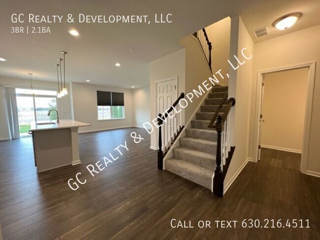 Building Photo - ***GRAMERCY SQUARE SUBDIVISION / 3 BDRM / ...