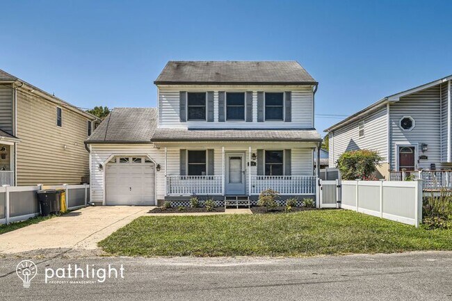 Building Photo - 1716 Elkridge Dr