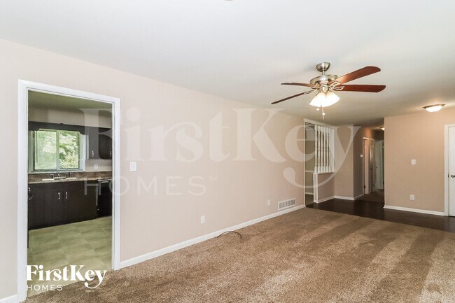 Foto del edificio - 2932 Tiffany Dr SW