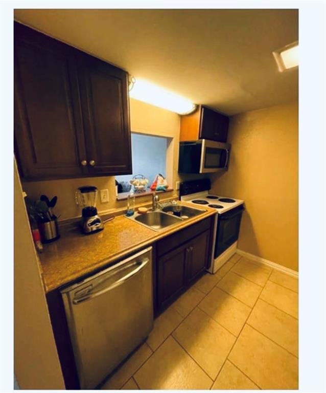 Foto del edificio - 1715 Moritz Dr