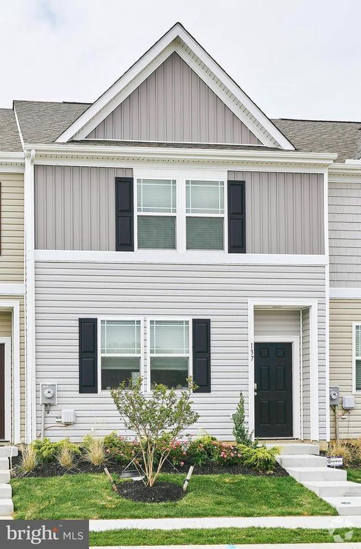 Building Photo - 114 Willowtree Ln