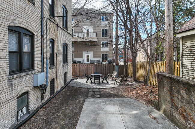 Patio al aire libre - 1810-1812 Bryant Ave S