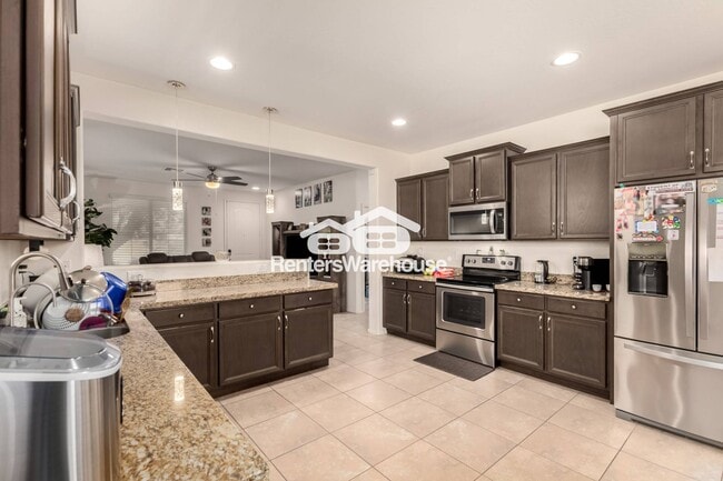 Building Photo - 17244 N 114th Dr