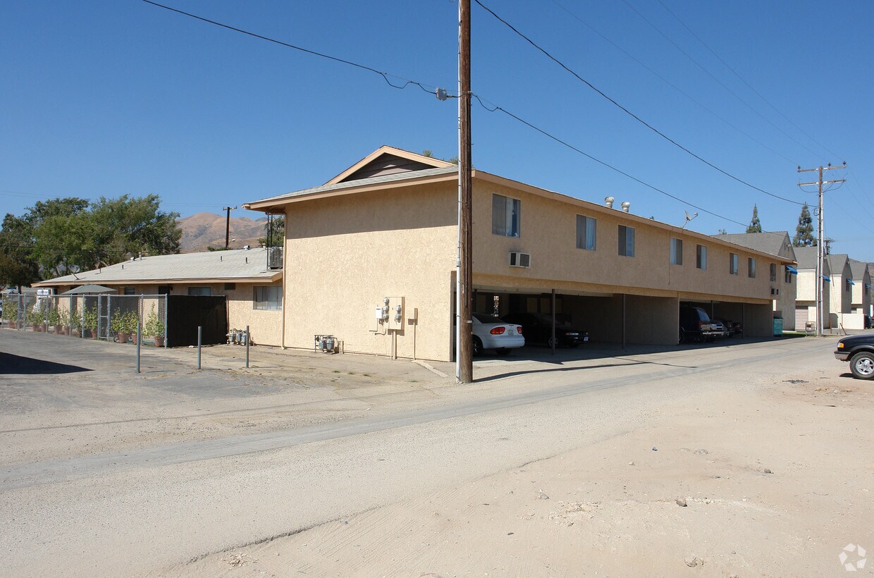 el paseo apartment homes