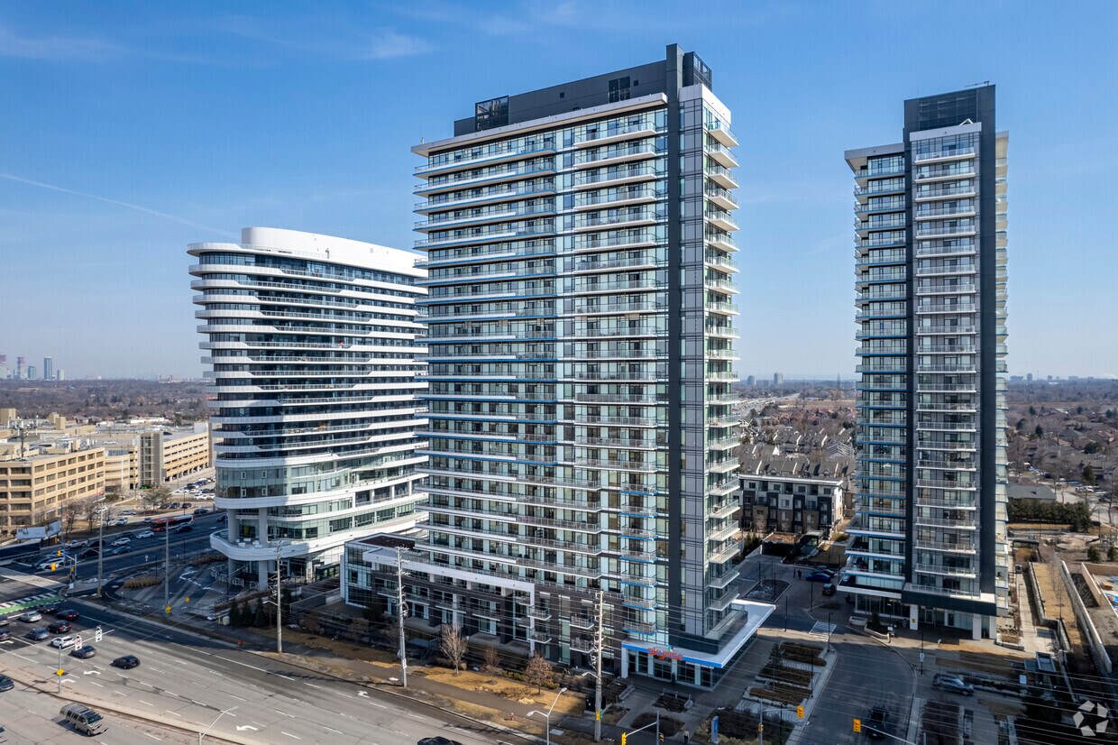 Daniels Erin Mills SkyRise Apartments 2550 Eglinton Ave W