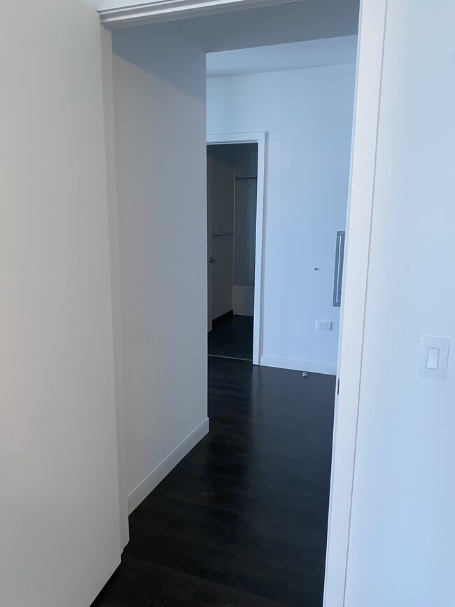 Foto del edificio - 337 E Randolph Dr