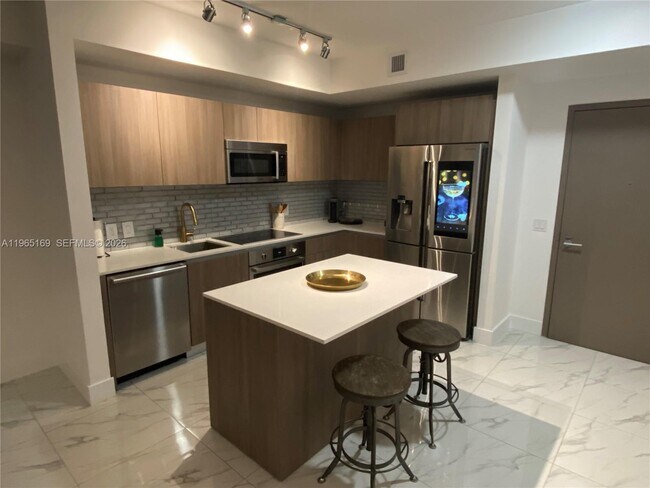 Foto del edificio - 201 SW 17th Rd