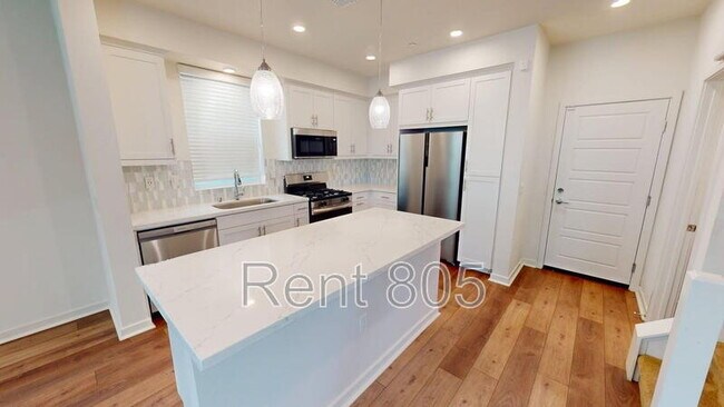 Foto del edificio - 561 Winchester Dr