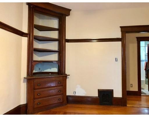 Primary Photo - 223 Spring St