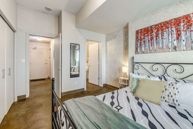 Photo du bâtiment - 135-113 13 Ave SW