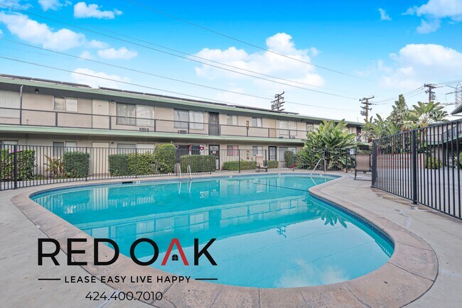 Building Photo - Beautiful One Bedroom with Large Windows, ...