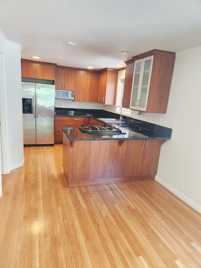 Kitchen - 1512 Taylor Ave N