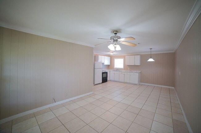 Building Photo - 3424 Orlando Dr
