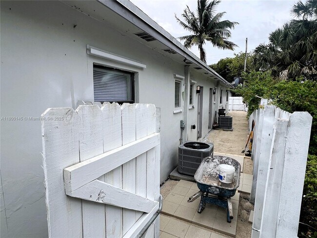 Foto del edificio - 2226 Cody St