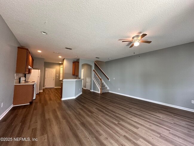 Building Photo - 3730 Creswick Cir