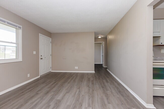Building Photo - 208 S Keystone Cir