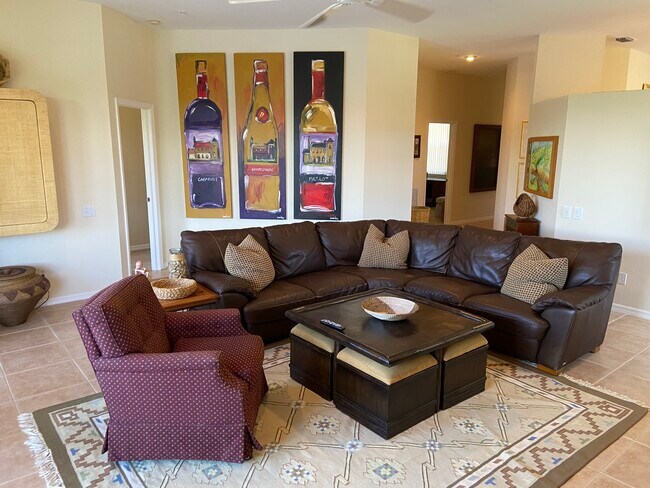 Building Photo - 100 L Ambiance Cir