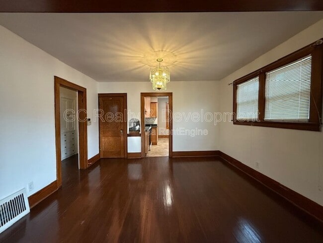 Foto del edificio - 454 Moseley St