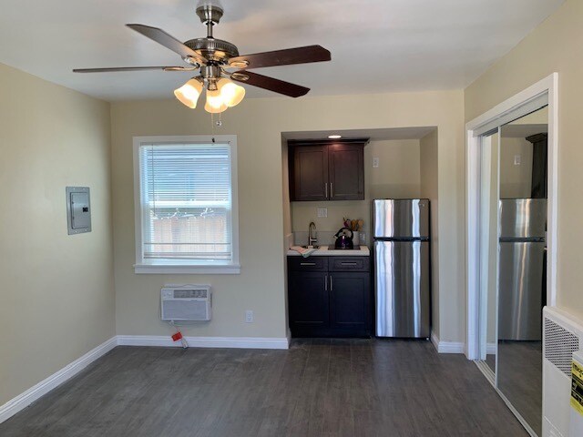 Kitchen - 629 Prescott St