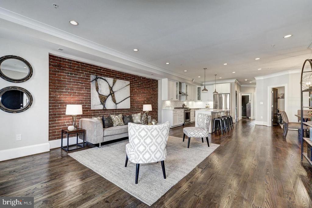 Foto principal - 3624 10th St NW