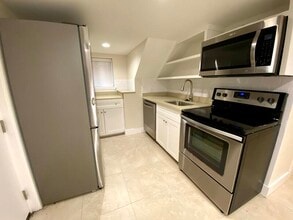 Building Photo - 244 W 200 N