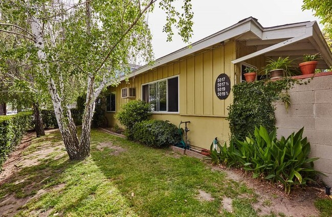 Foto del edificio - 5017 Cahuenga Blvd