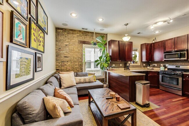 Foto del edificio - 5121 N Kenmore Ave