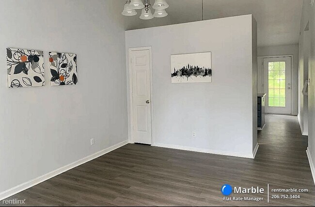 Foto del edificio - 2 br, 1 bath Townhome - 2664 Hitchcock Dr