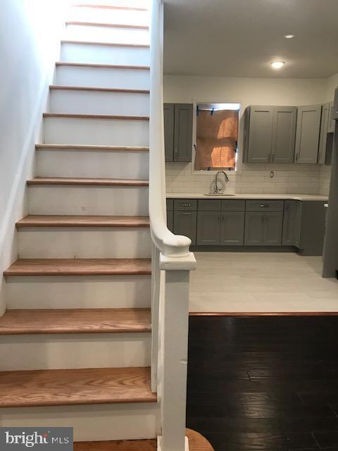 Foto del edificio - 1600 Rowan St