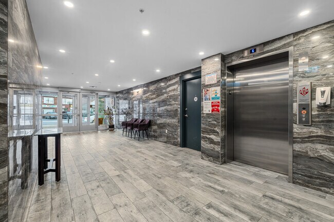 Photo du bâtiment - 3569 Dutch Village Rd