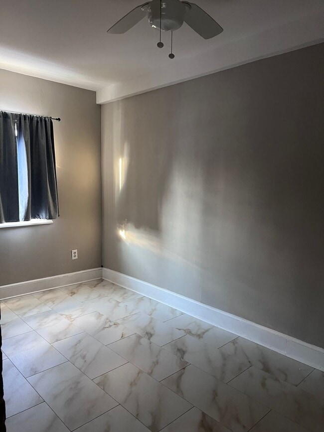 Foto del edificio - 4513 Arabia Ave