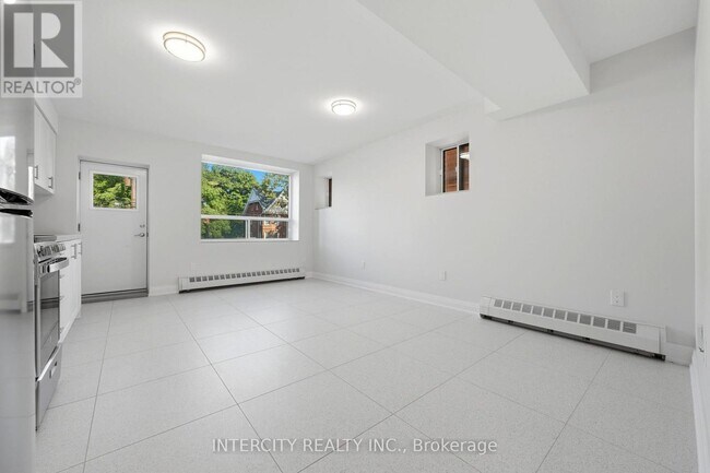 Photo du bâtiment - 91 Wentworth St S