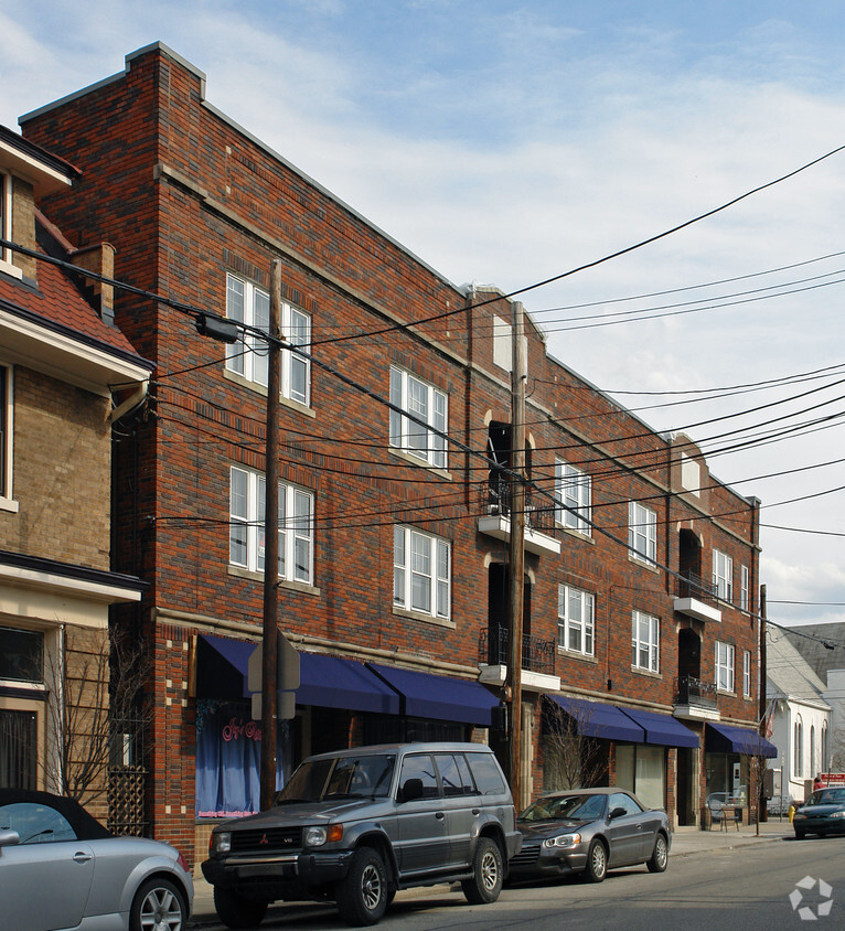 Foto del edificio - Taylor Avenue Apartments