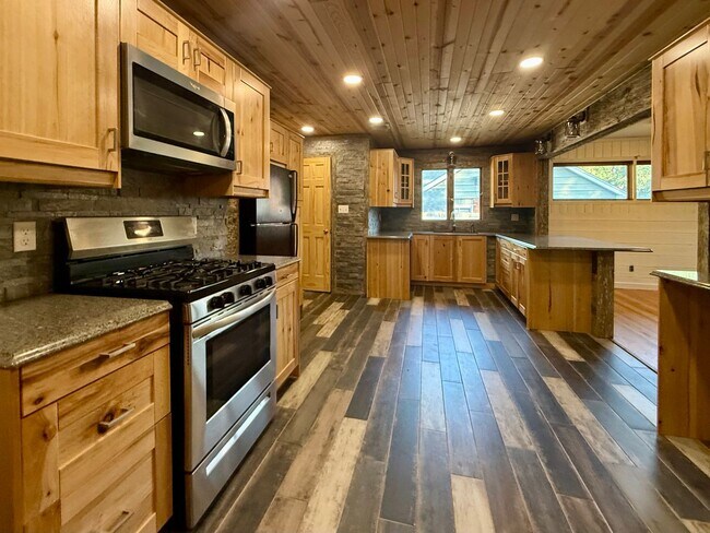 Foto del edificio - 6419 E Claytonia St