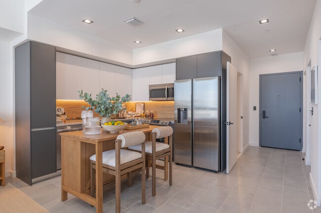 Studio - 461SF - Kitchen - Highley House