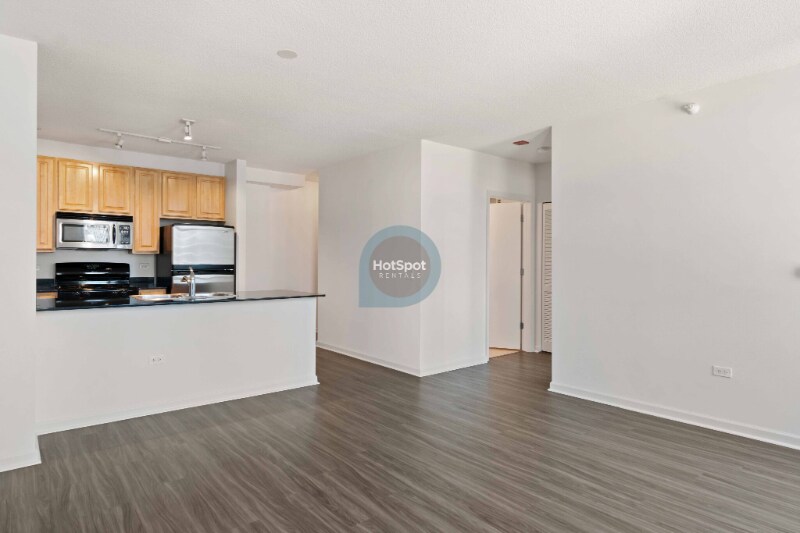 Foto principal - 331 N Desplaines St