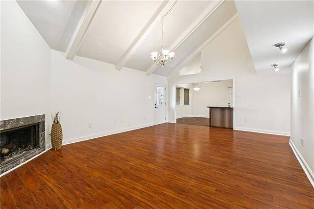 Foto del edificio - 3816 Riverland Dr