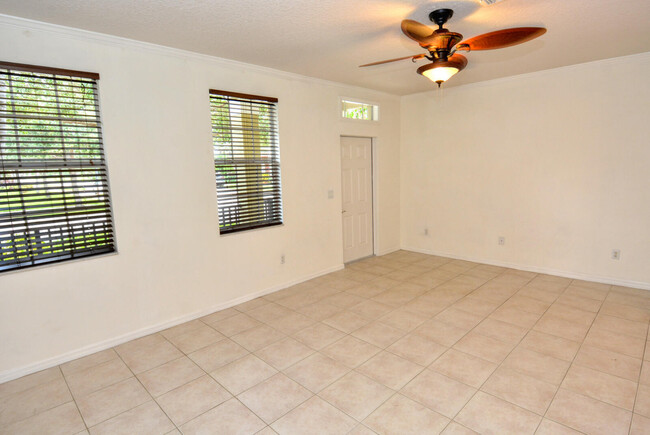 Building Photo - 2116 SE Eatonville Dr