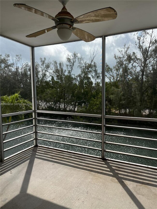 Building Photo - 3660 NE 166th St