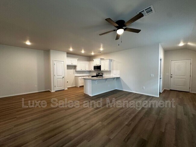 Building Photo - 3713 Franks Way