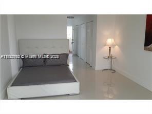 Foto del edificio - 7904 West Dr