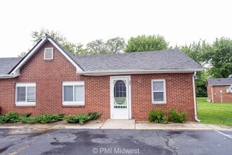 Building Photo - 2142 W US Hwy 40