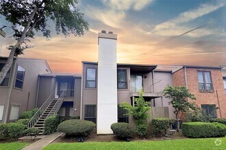 Building Photo - 1201 Bering Dr