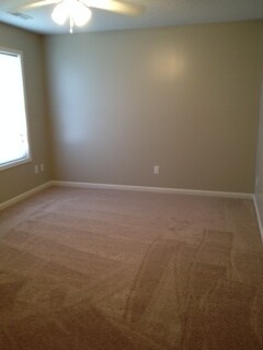 Foto del edificio - Available July 2026;  Monthly rent $1825.00