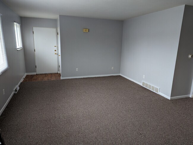 Sala de estar - 3316 Rocksberry Ct